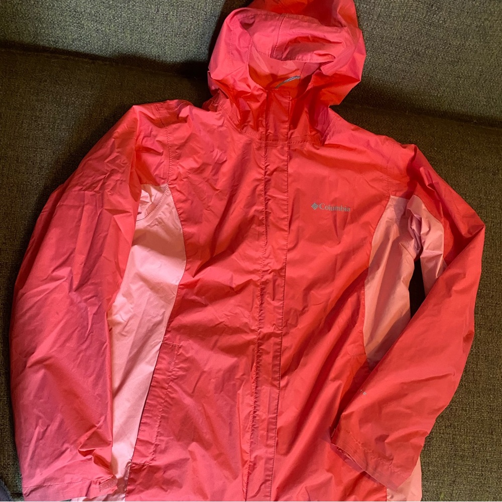 Columbia Women’s Rain jacket - Timber Pointe - Coral - size M